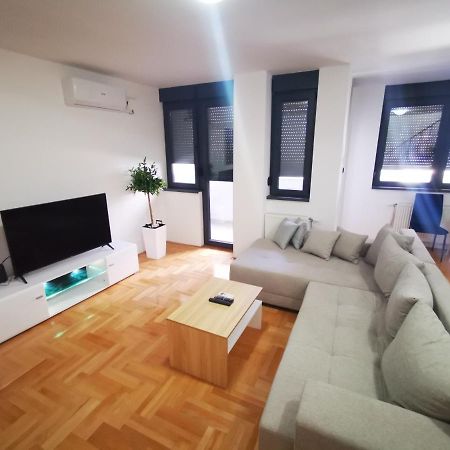 Riviera Apartments Ni 외부 사진