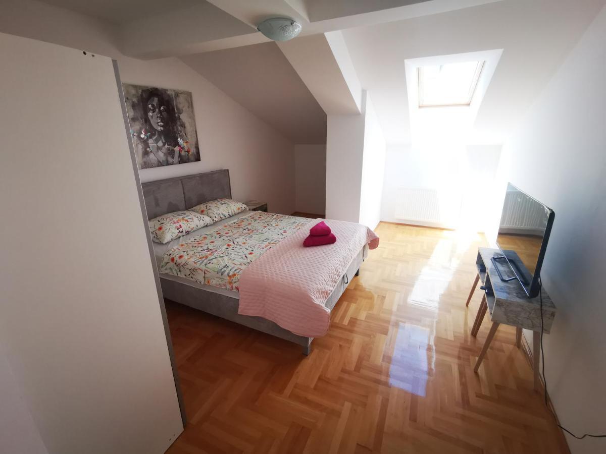 Riviera Apartments Ni 외부 사진